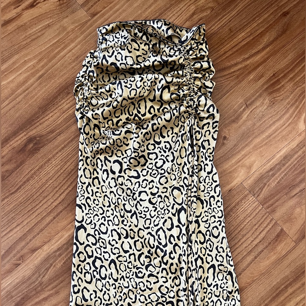 ✨Brand: For love & lemons
✨Size: xxs
✨Color: silky cheeta